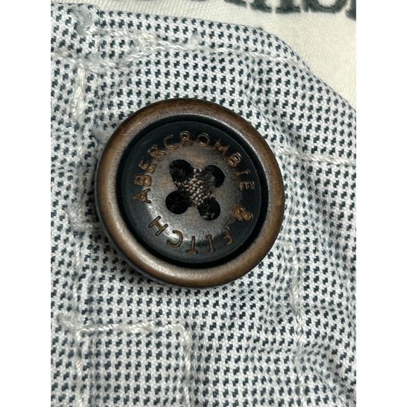 Abercrombie & Fitch Mens Size 30 Chino Gray 7" Inseam Button Fly Pockets - Picture 6 of 7
